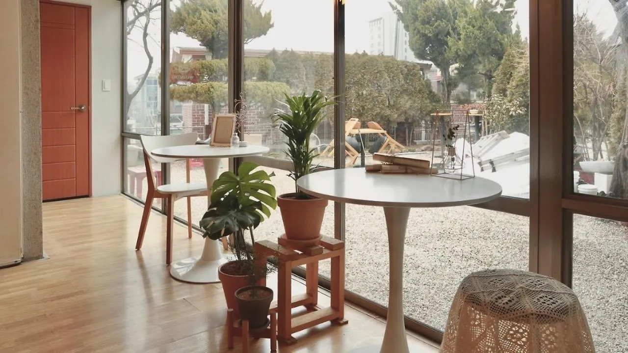 White Story Hostel Seoul 0*,  South Korea