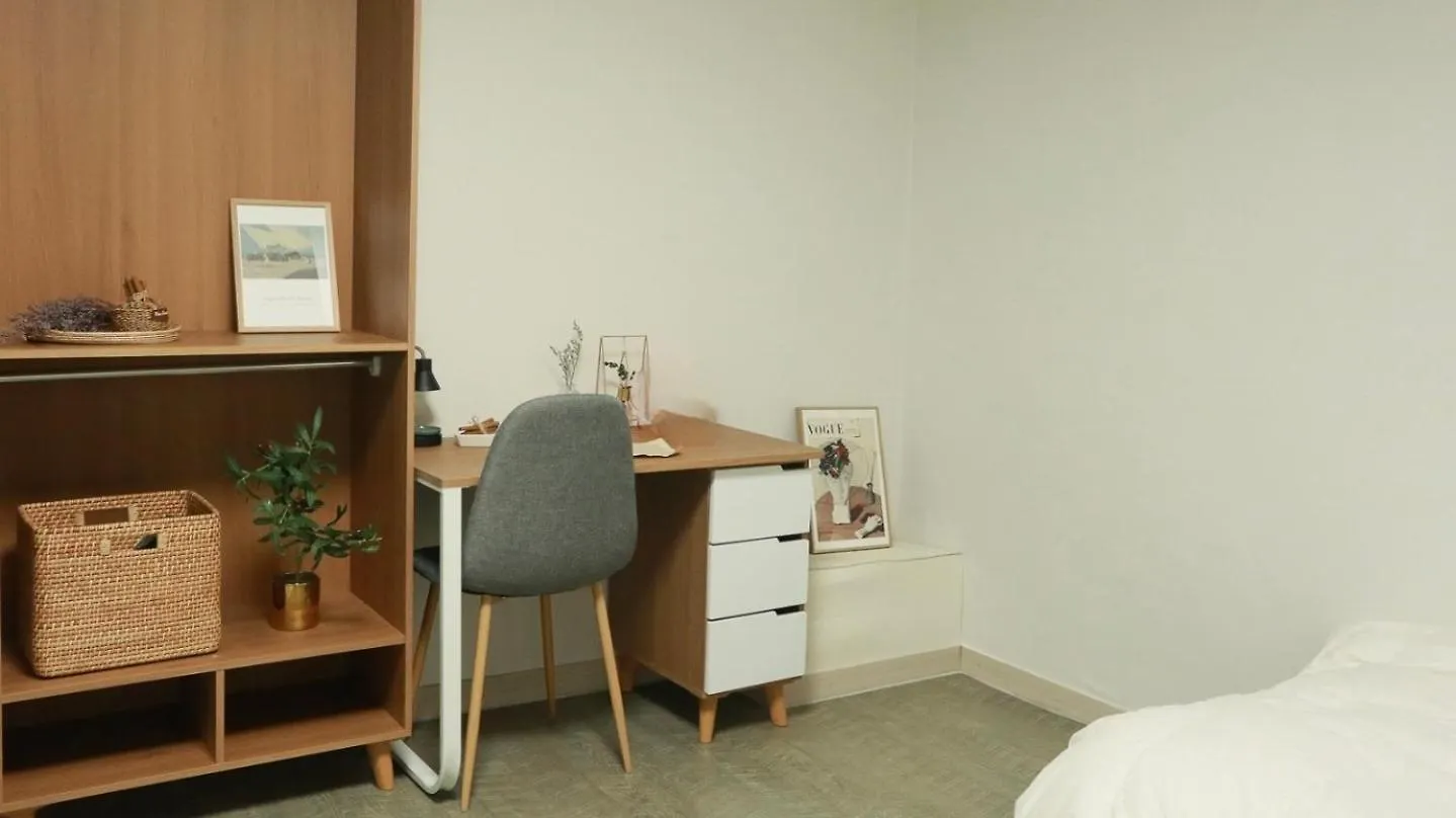 White Story Hostel Seoul