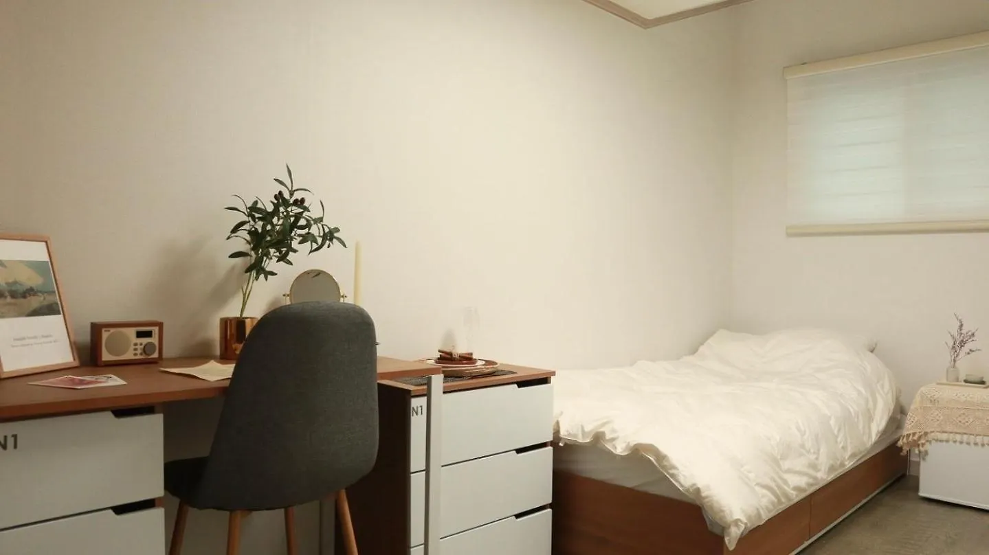White Story Hostel Seoul